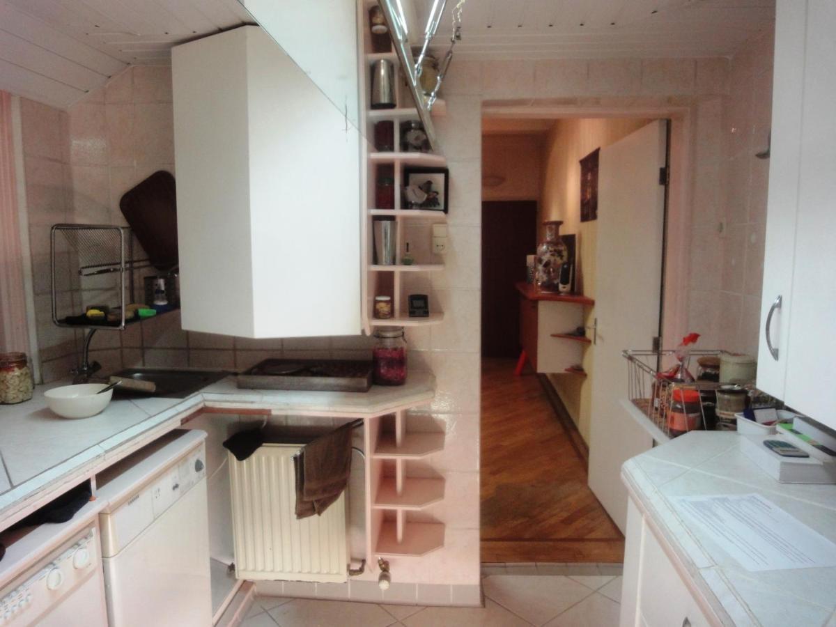 Frank'S Backpackers Hostel Хелмонд Екстериор снимка